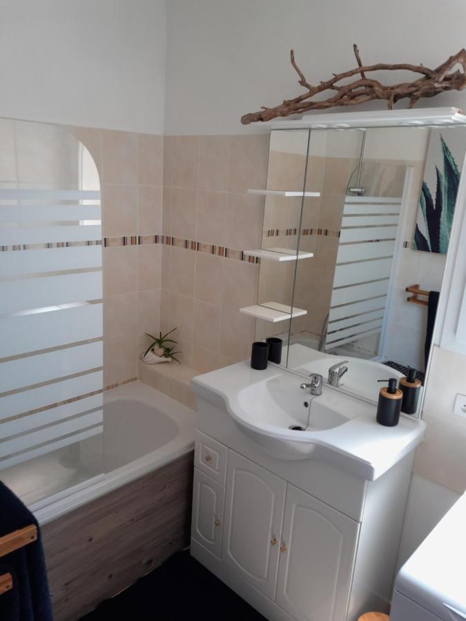 Appartement T1 Plain Pied Le Cannet-des-Maures Ngoại thất bức ảnh